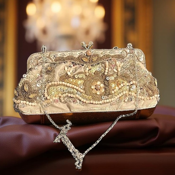 Evening bag Silk evening bag Mother of pearl ,sequence and seed beads GUC - Picture 3 of 13